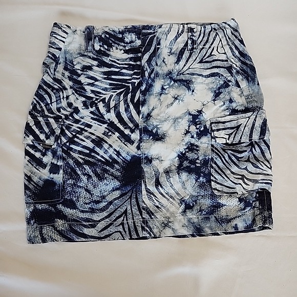 Guess Tie Dye Zebra Print Cargo Mini Skirt Women's Size 10 - Picture 1 of 5